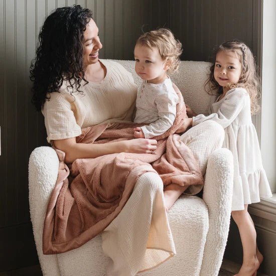 Saranoni Rosy Lush Receiving Blanket