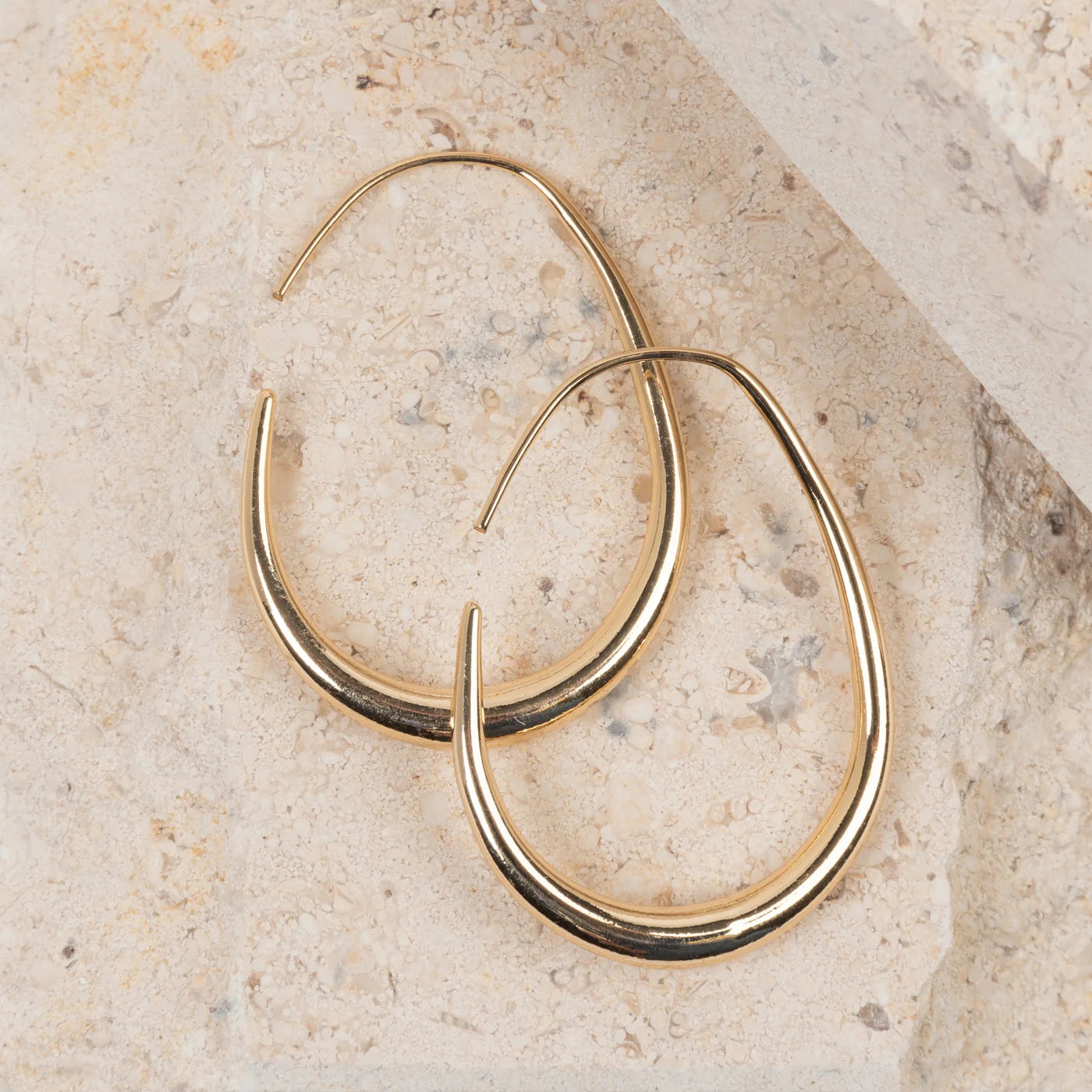 Howard's Medium Graduated Oval Hoop Earrings