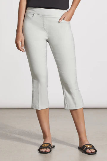Tribal Flatten-It Pull-On Capri With Button Detail