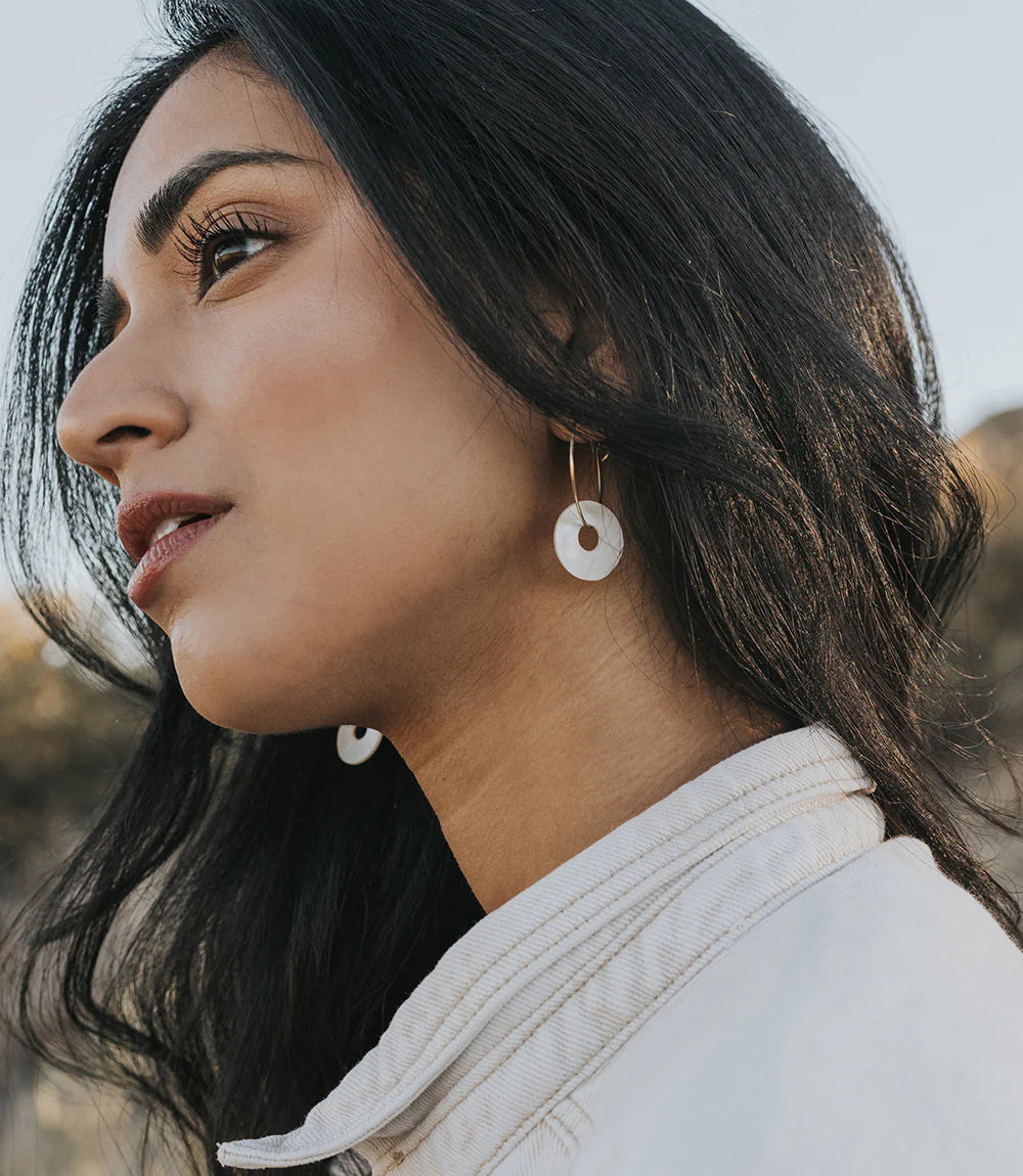 Varidi Dainty Gold Hoop Earrings