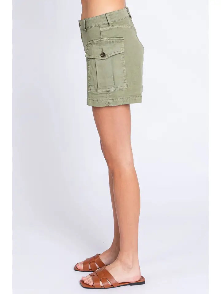 L.T.J. Square Pocket Twill Short