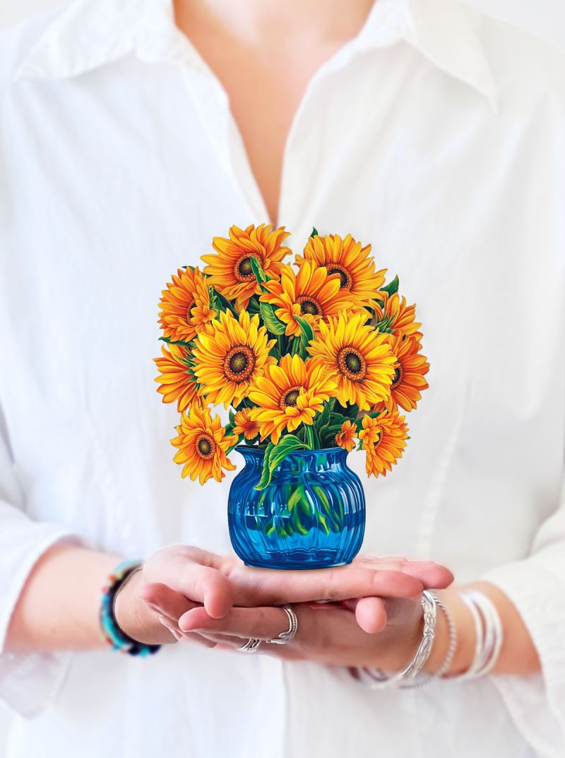 Fresh Cut Paper Mini Bouquet