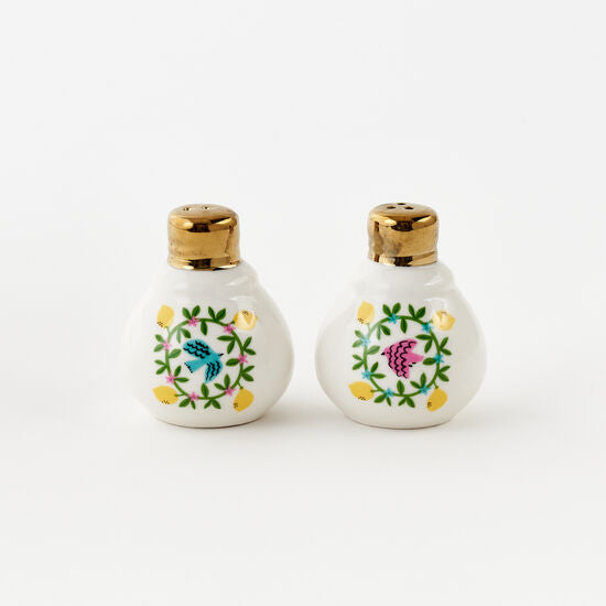 Bird/Wreath Salt & Pepper Shakers