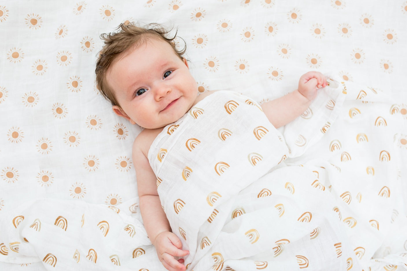 Lulujo Cotton Swaddles-Rainbow/Sun