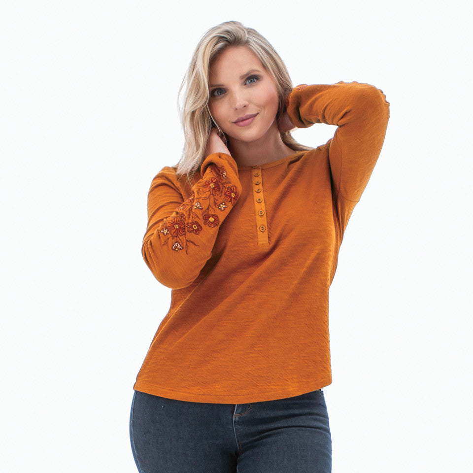 Aventura Larkin Henley