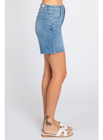 L.T.J. High Rise Scissor Cut Short
