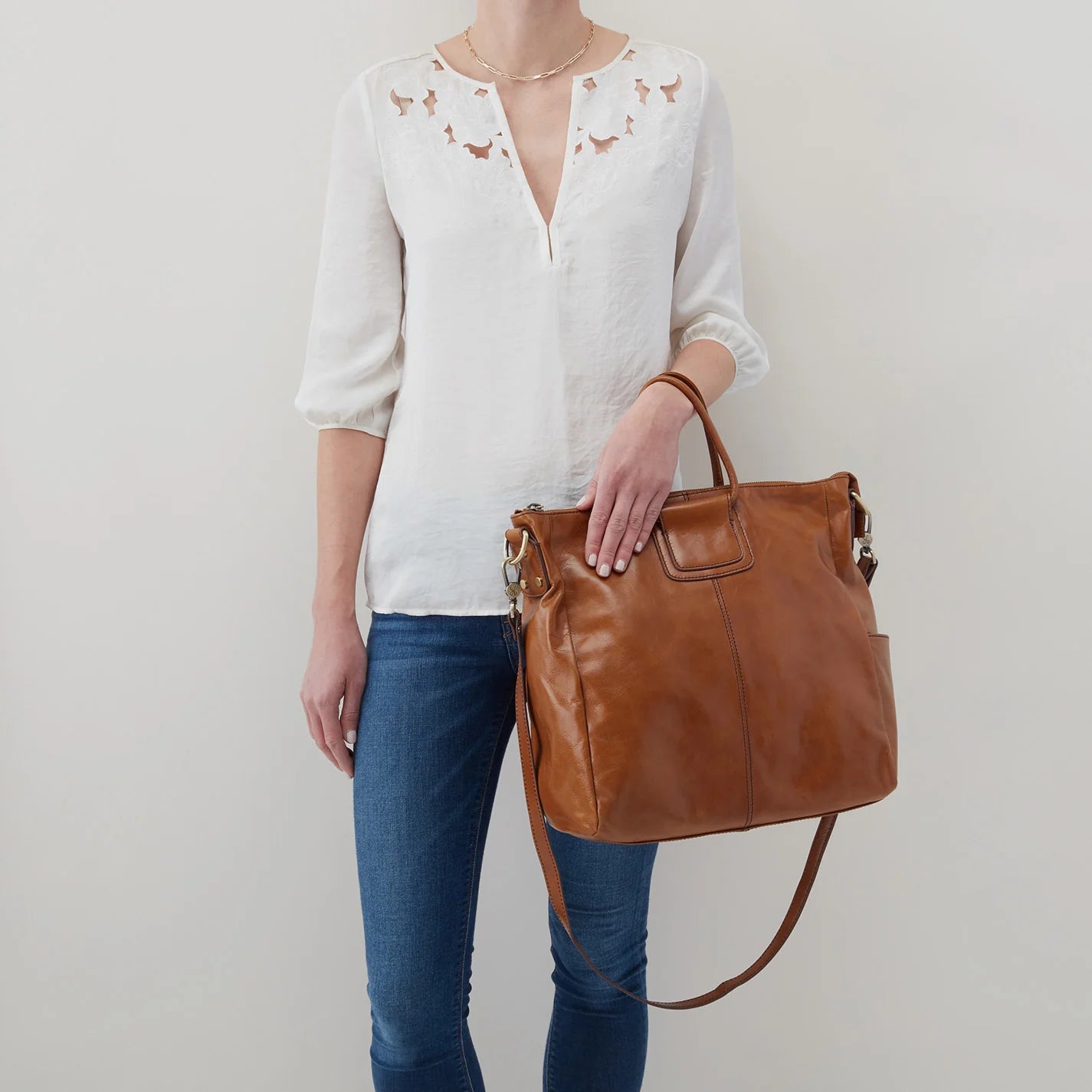 Hobo Sheila Purse Truffle