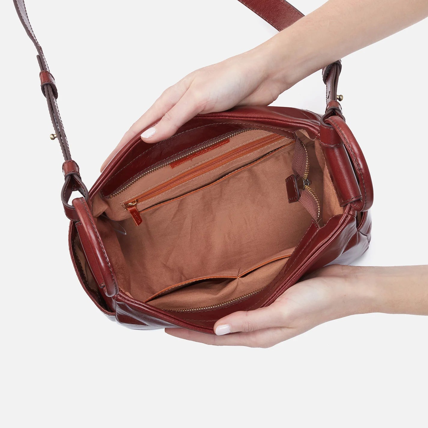 Hobo Sheila Crossbody Henna