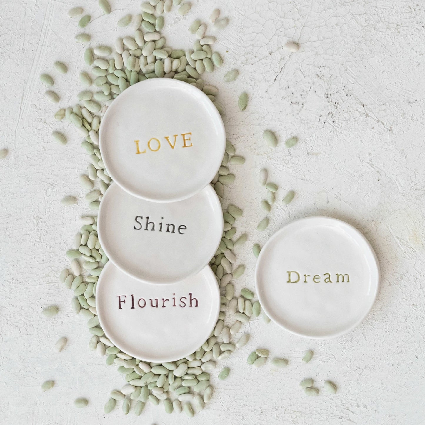Round Stoneware Dish With Debossed Word