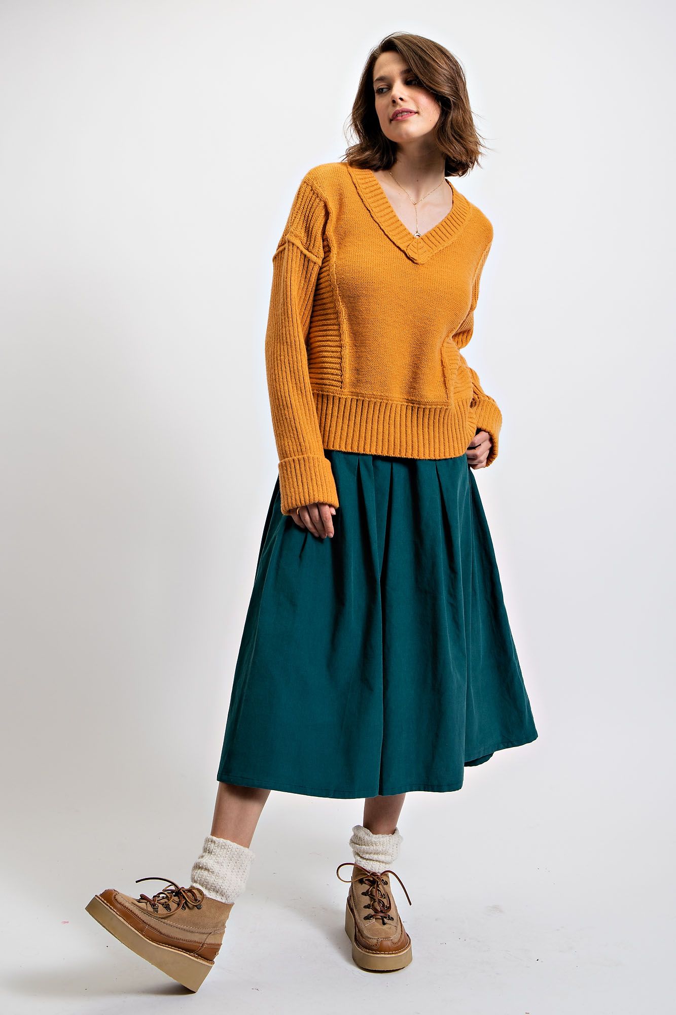 Easel V-Neck Knitted Sweater