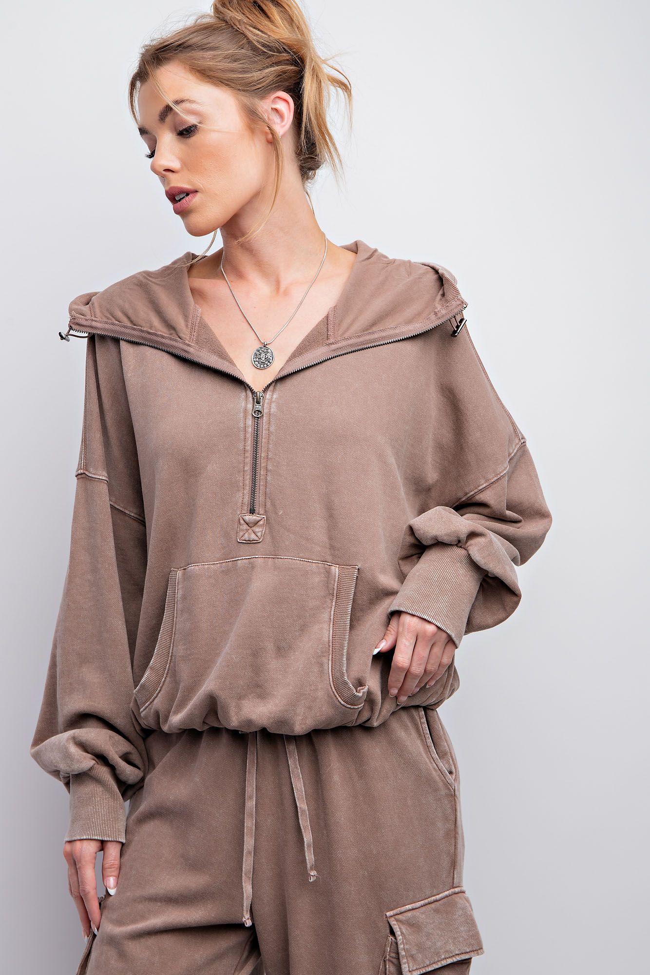 Easel Mineral Washed Zip Up Mocha