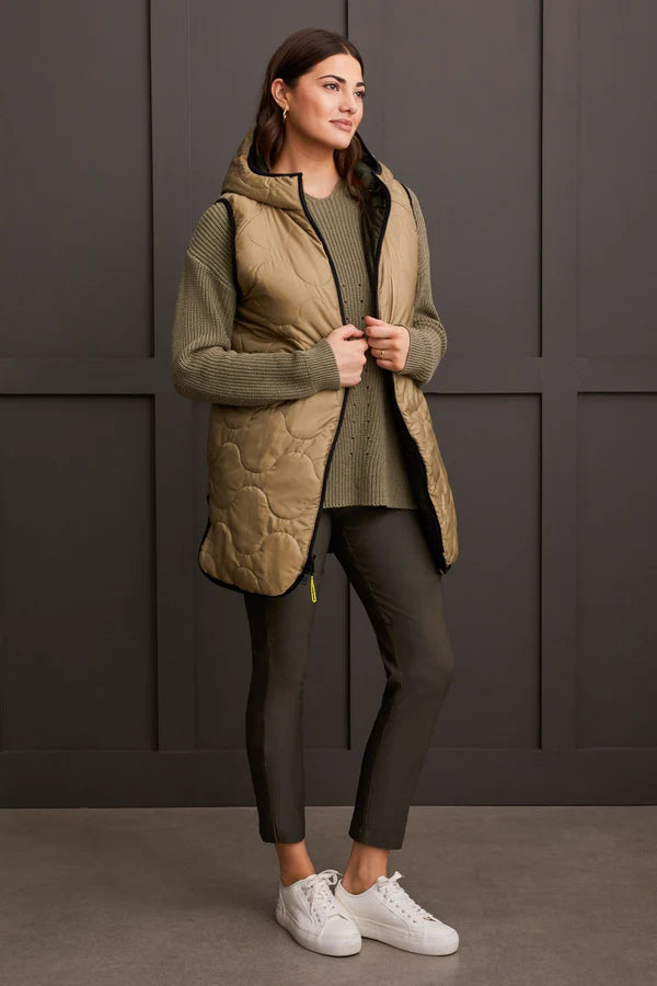 Tribal Reversible Hooded Puffer Vest With High-Low Hem