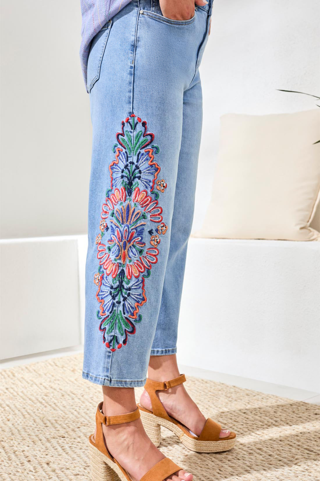 Tribal Audrey Wide Crop Jeans