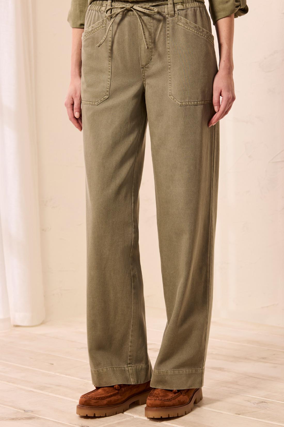 Tribal Audrey Pull On Flowy Wide Pant