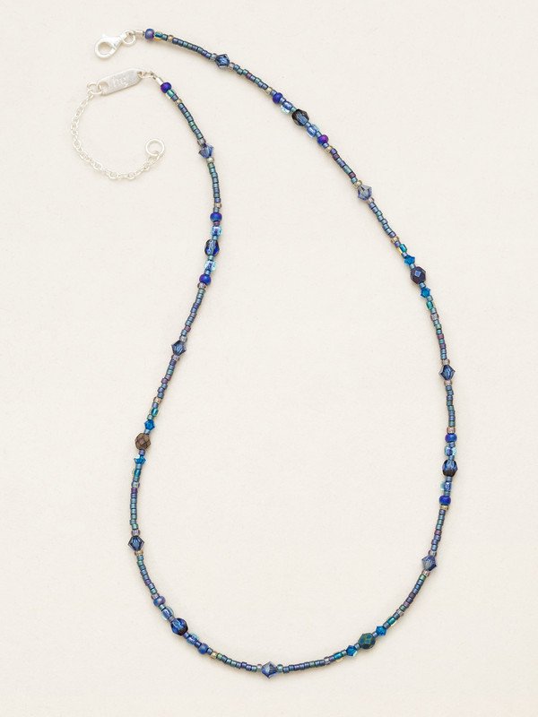 Our Sonoma Glass Bead Necklace is inspired by the luscious landscape of California's Sonoma Wine Country. Holly combines juicy, vibrant colors to create a timeless yet affordable look.