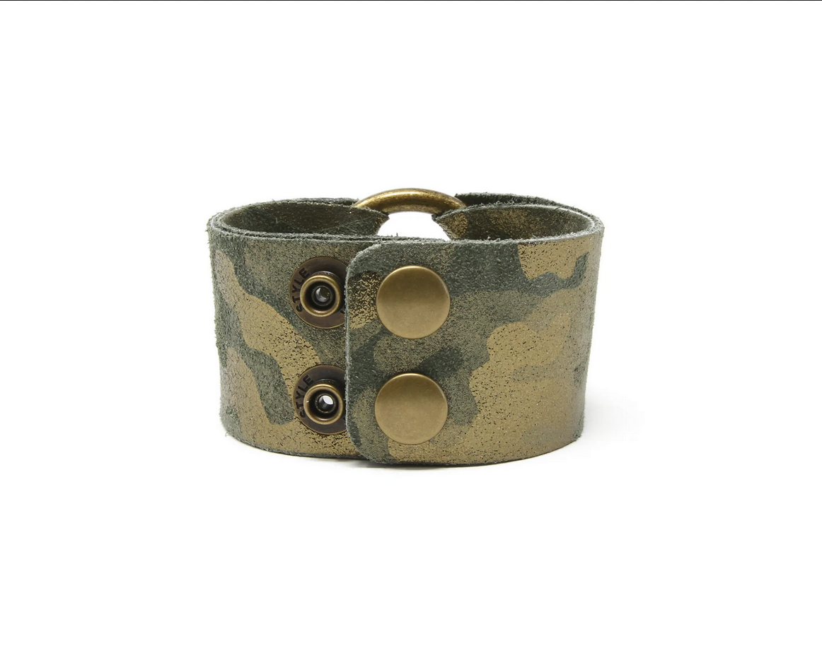 Keva Style Glamper Green Leather Cuff/Bracelet