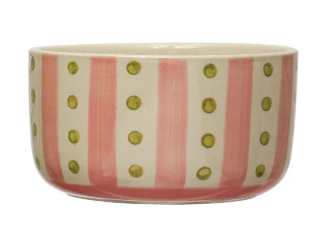 Hand-Painted Stoneware Bowls With Pattern