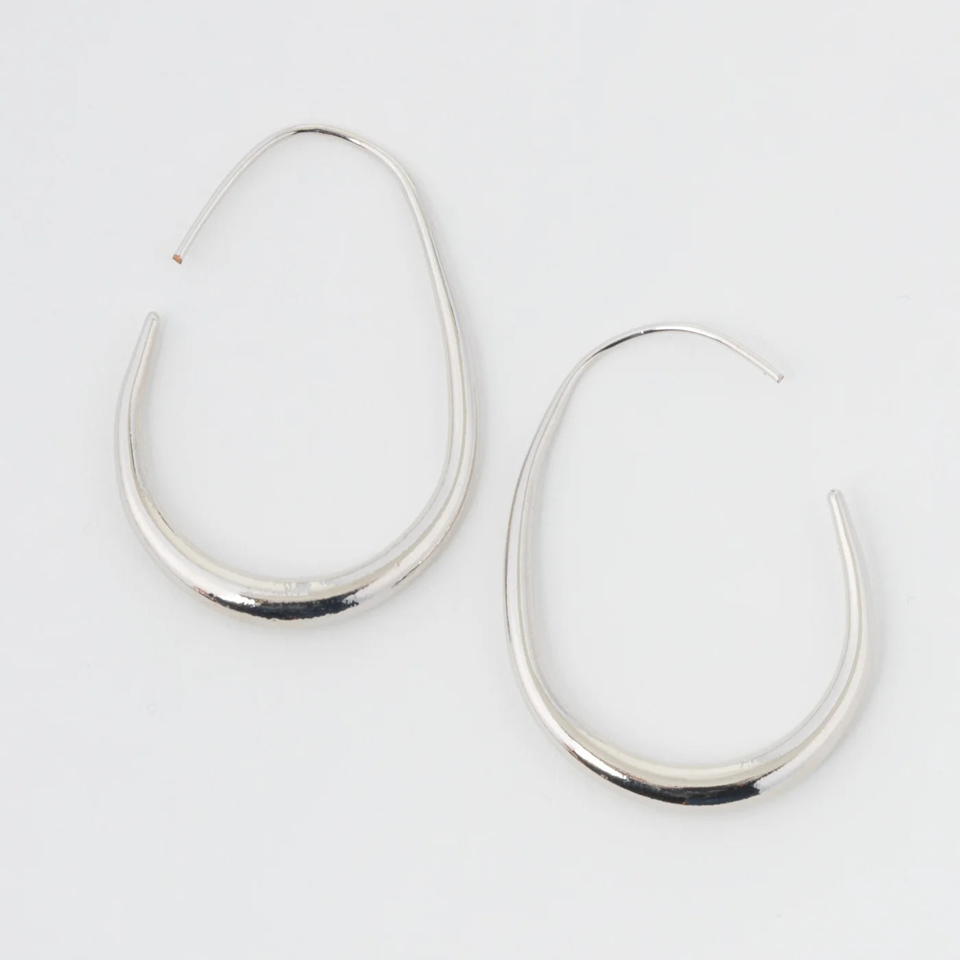 Howard's Medium Graduated Oval Hoop Earrings