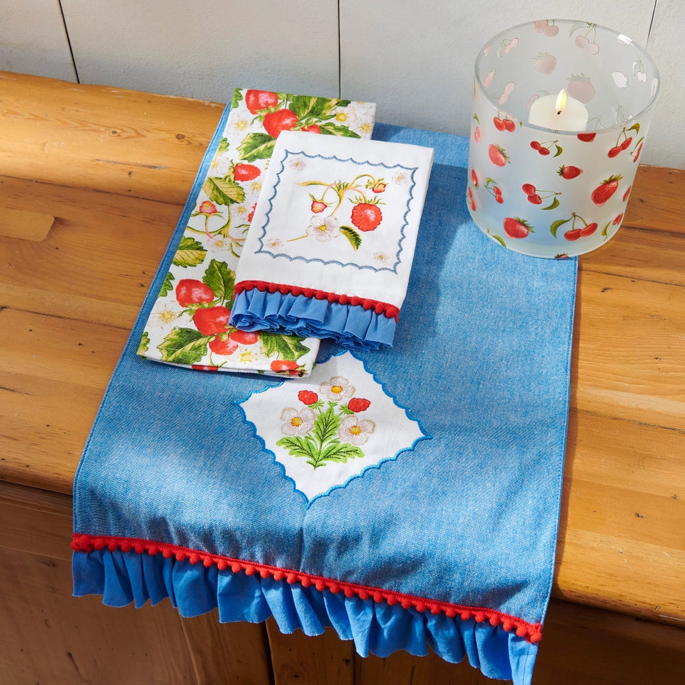 Blossom Trellis Table Runner