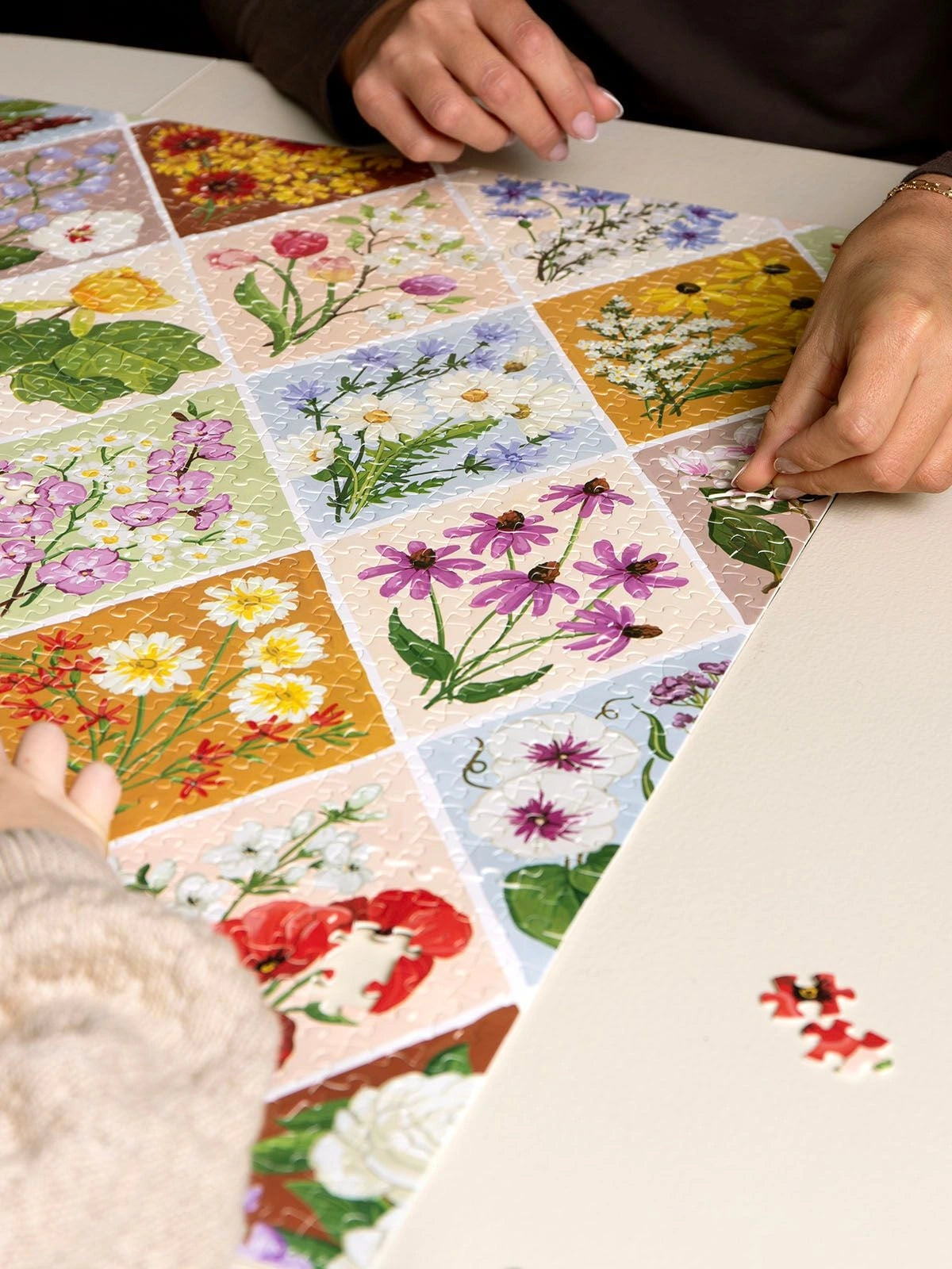 Vintage Blooms - 1,000 Piece Floral Jigsaw Puzzle