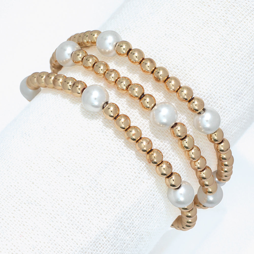 Bracelet With Gold Beads And Pearls