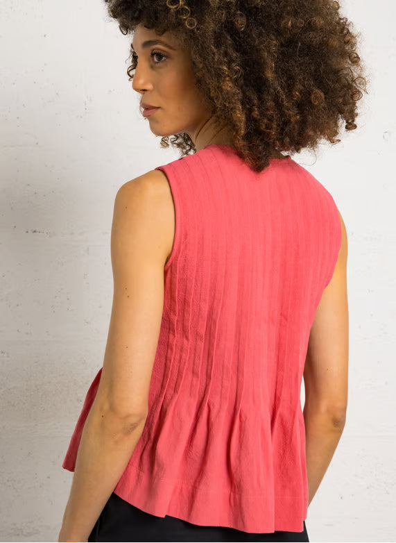 The Korner Sleeveless Pleated Top