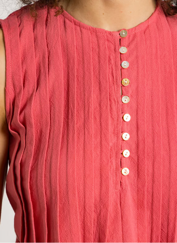 The Korner Sleeveless Pleated Top