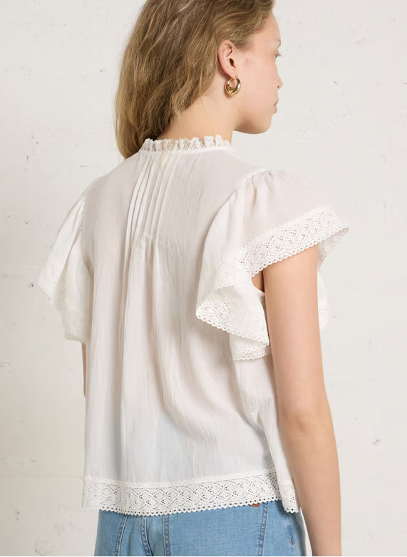 The Korner Lace Short Sleeve Top