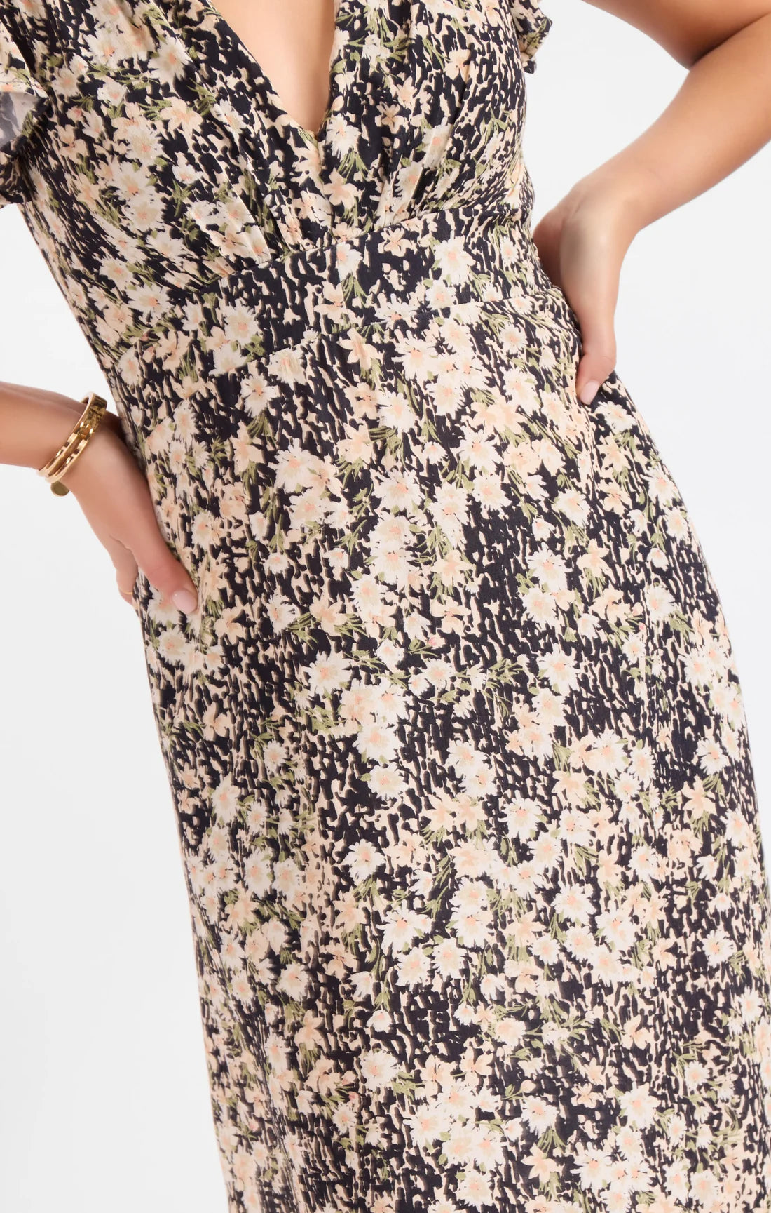 Sadie & Sage Painted Fields V Neck Midi Dress