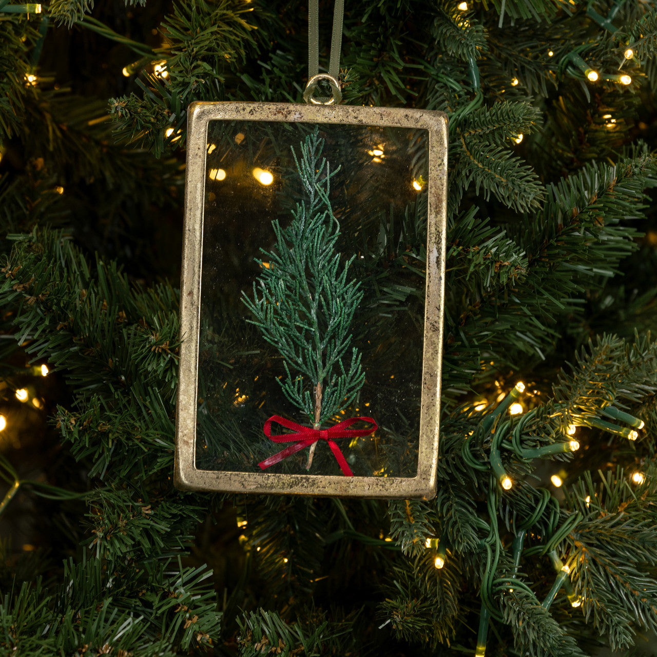 Pressed Holiday Floral Ornament