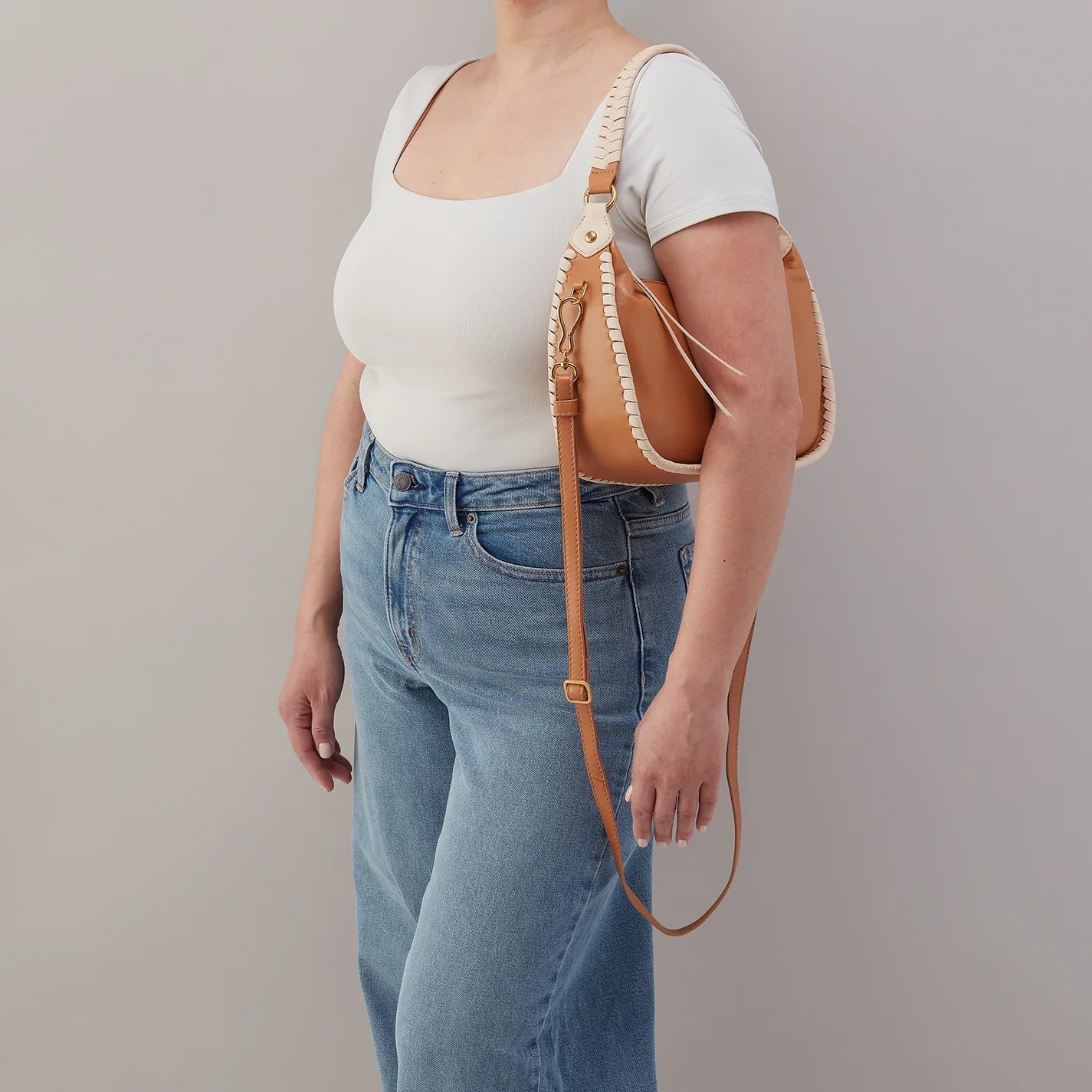 Hobo Mia Crescent Hobo Purse