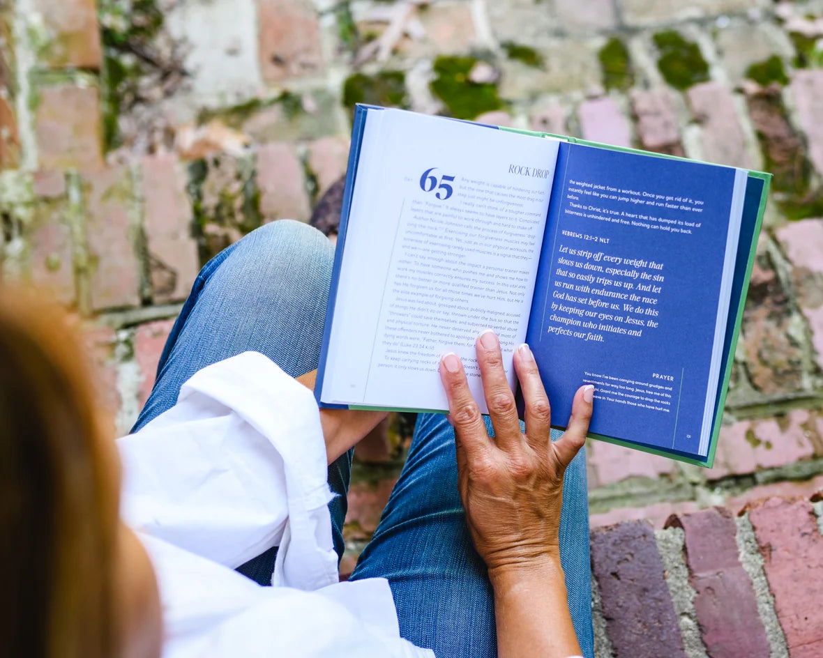100 Days of Joy and Strength: Daily Devotions to Help You Find Overwhelming Peace on Busy Days