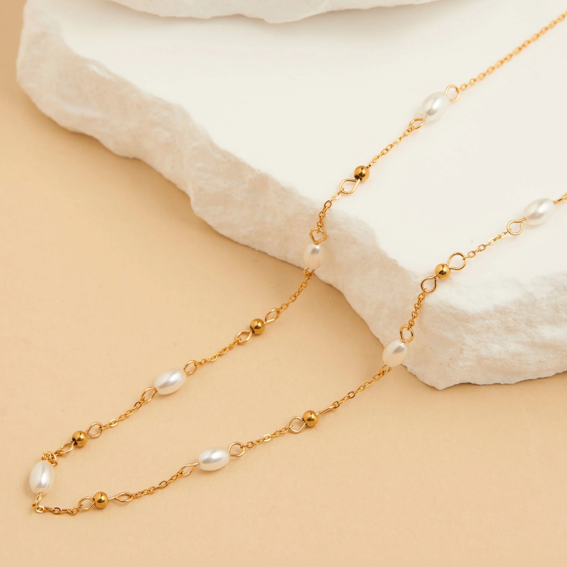 Narelle_Waterproof_Pearl_and_Bead_Station_Necklace_Gold