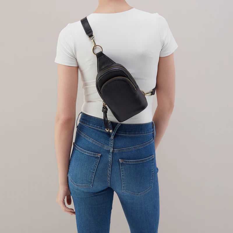 Hobo Cass Small Sling Black