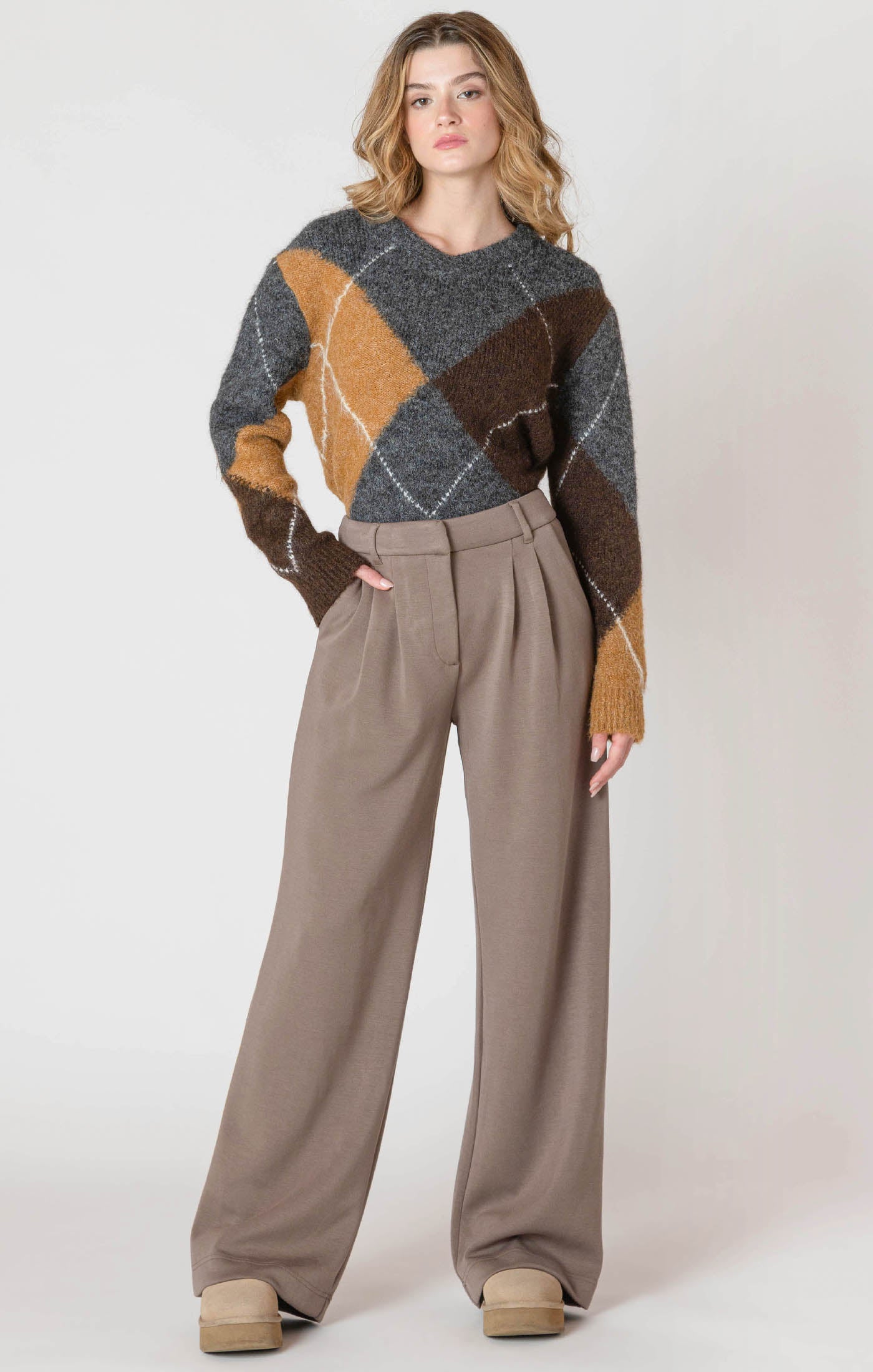 Room 34 Wide Leg Knit Trouser