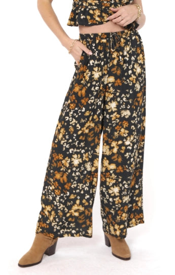 Sadie & Sage With Ease Printed Wide Leg Pull On Pants