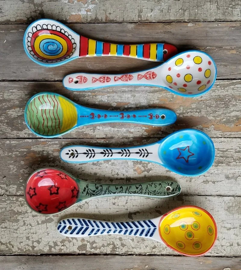 Stoneware Spoons With Painted Pattern