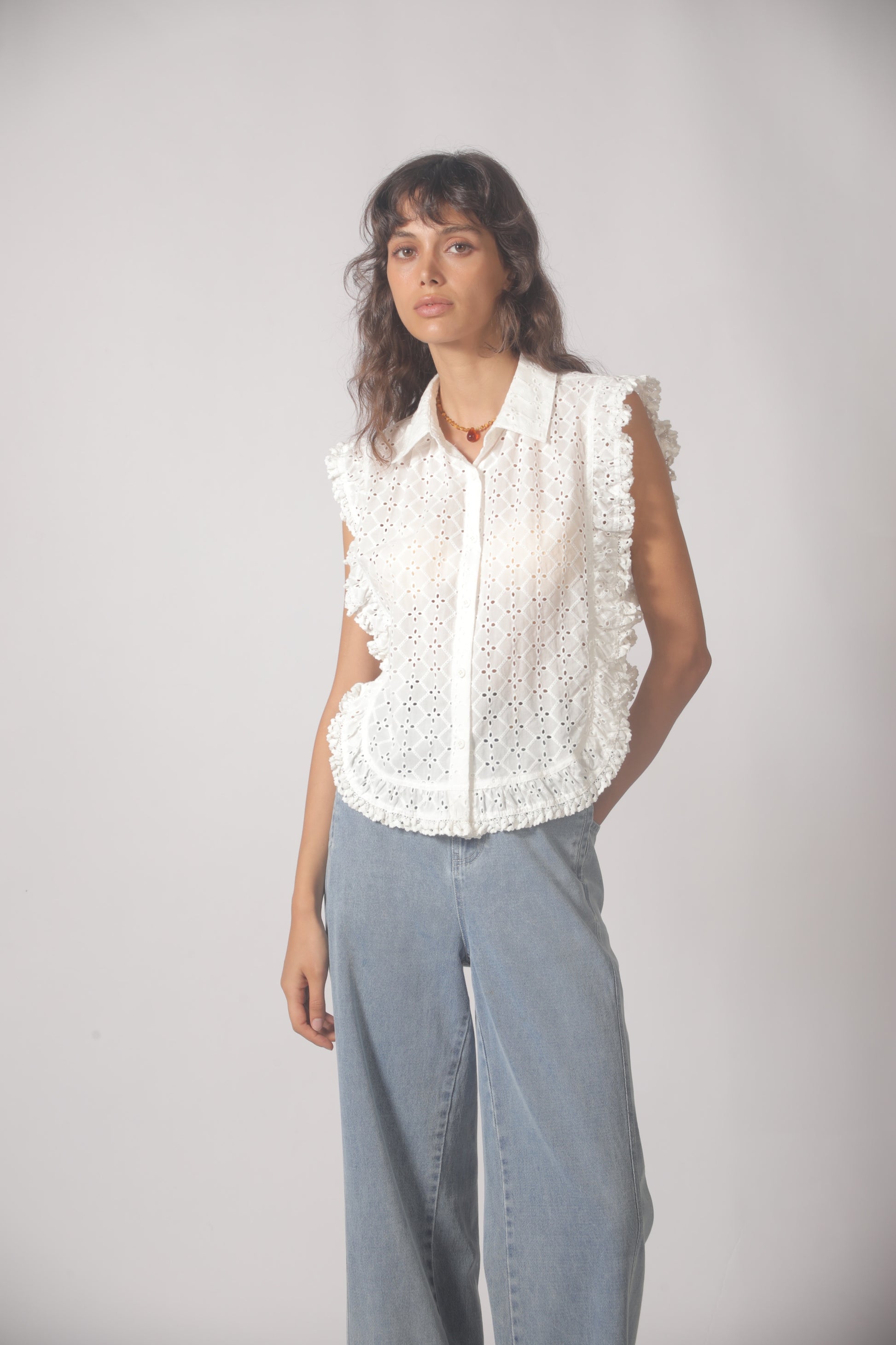 The Korner Sleeveless Blouse