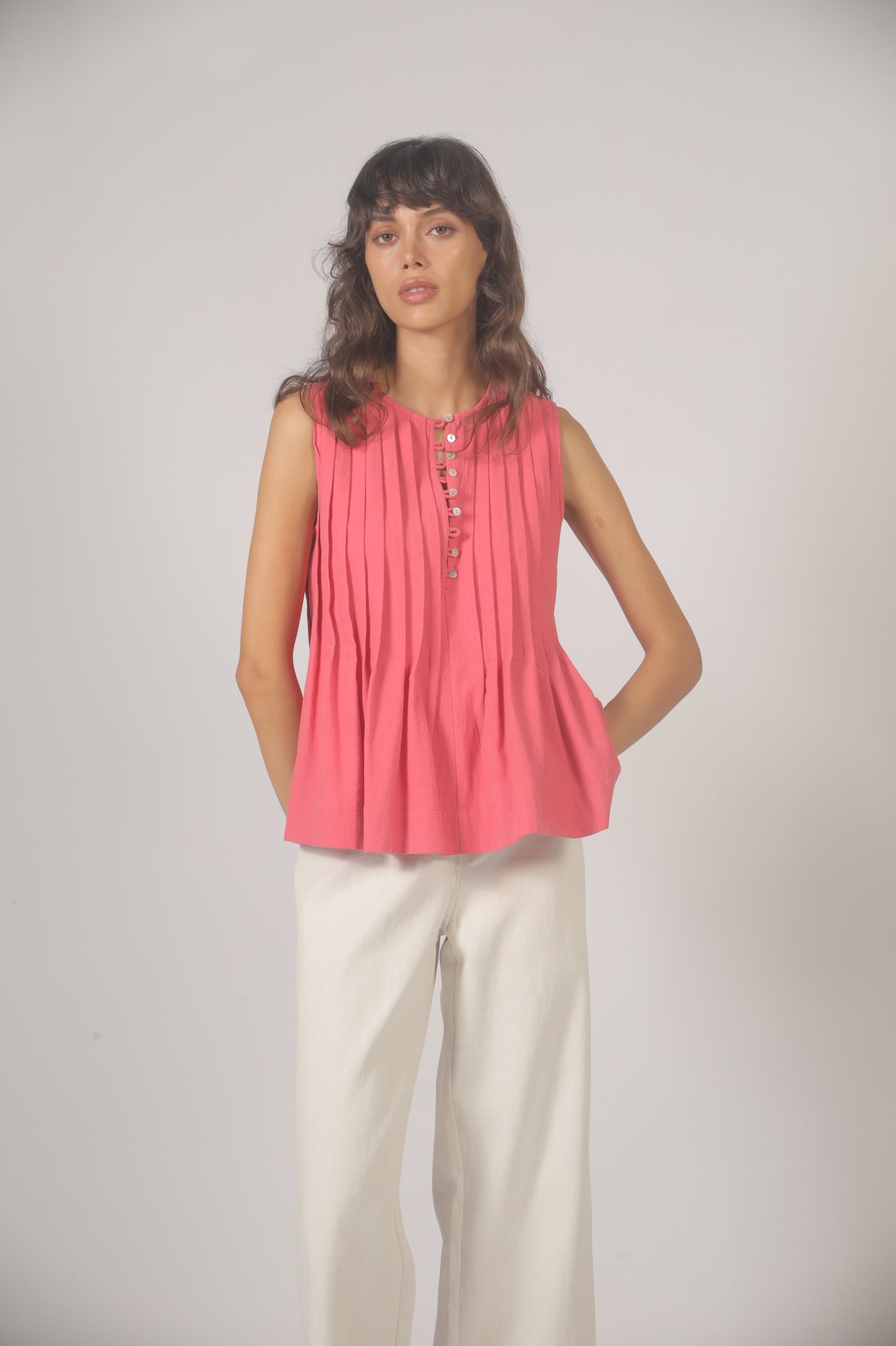 The Korner Sleeveless Pleated Top