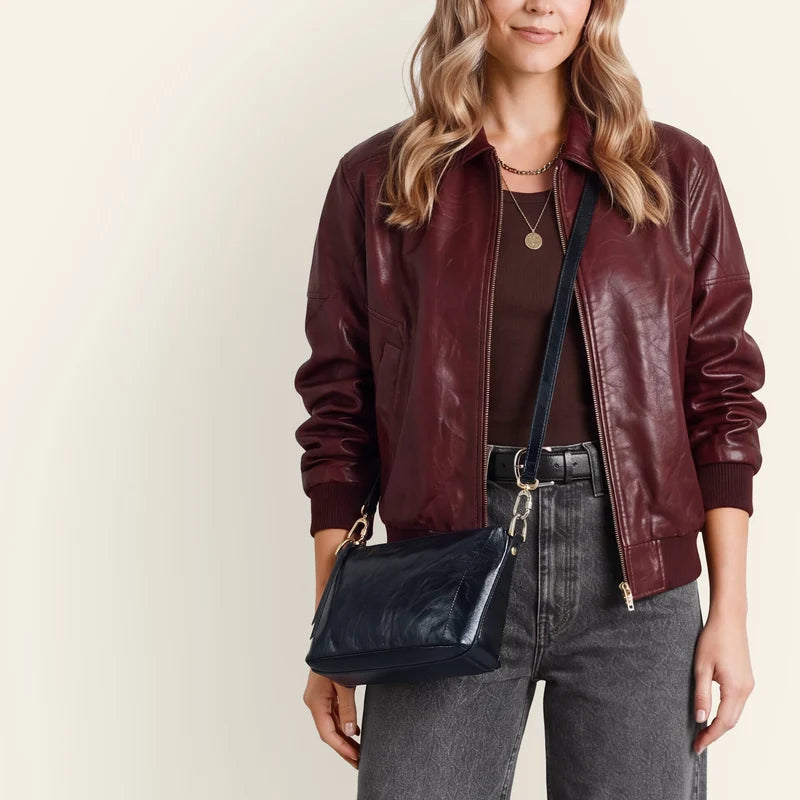 Hobo Darcy Carry-All Crossbody Black