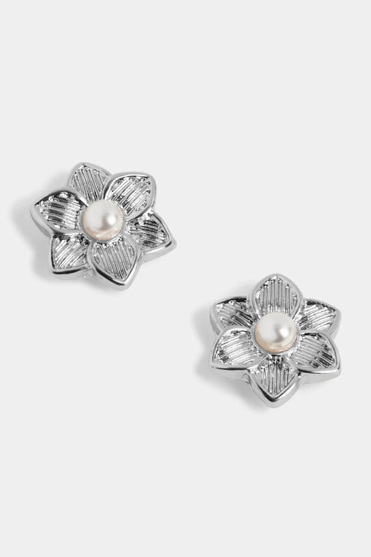 Pearl Center Flower Stud Earrings