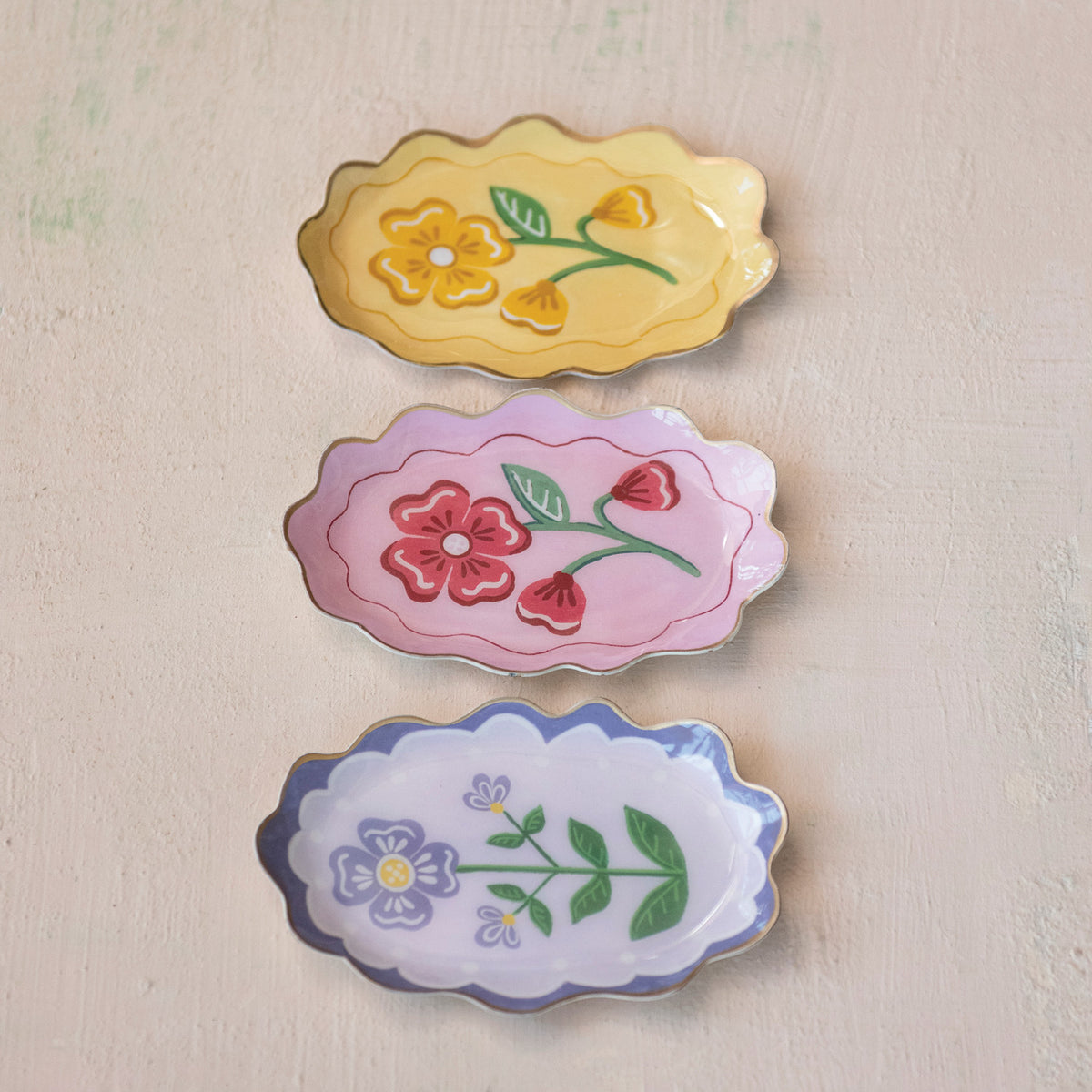 Enameled Metal Scalloped Tray