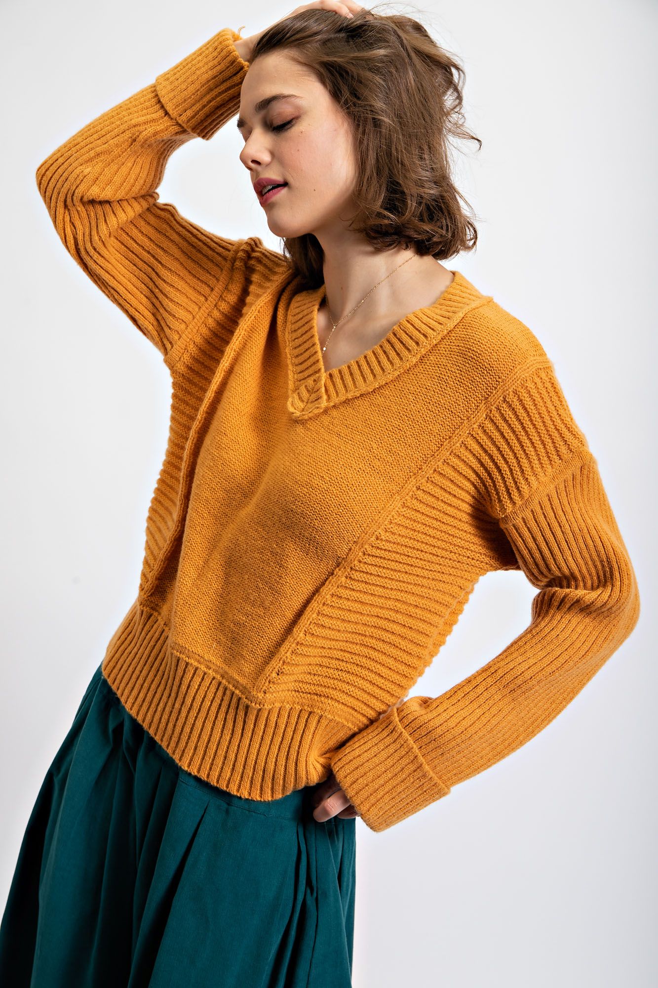 Easel V-Neck Knitted Sweater