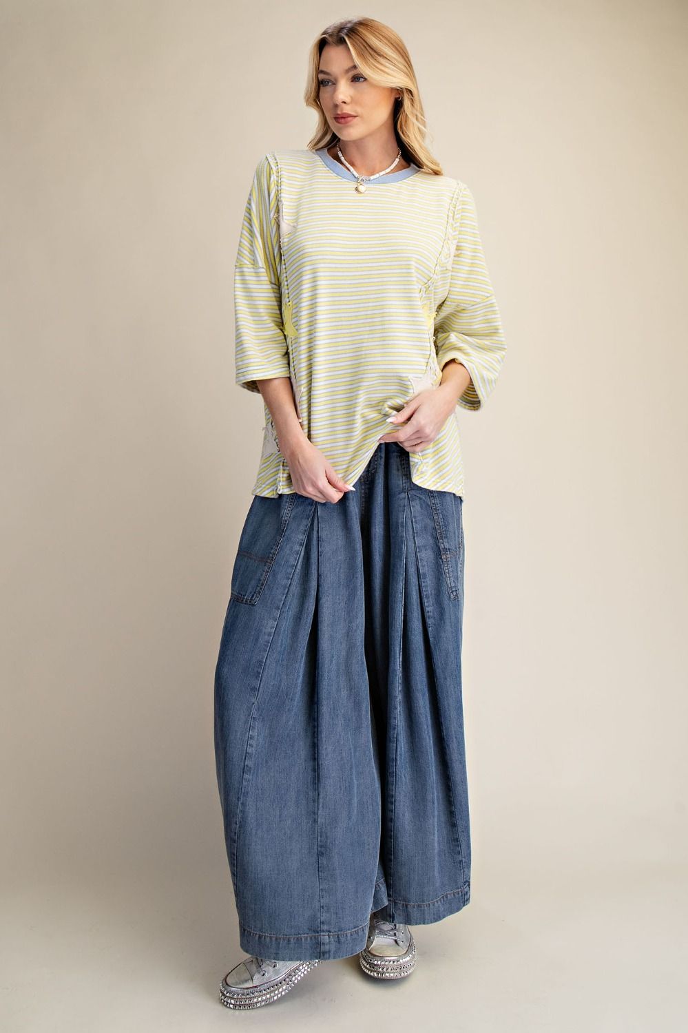 Easel  Striped Star Patch Detailing Washed Top