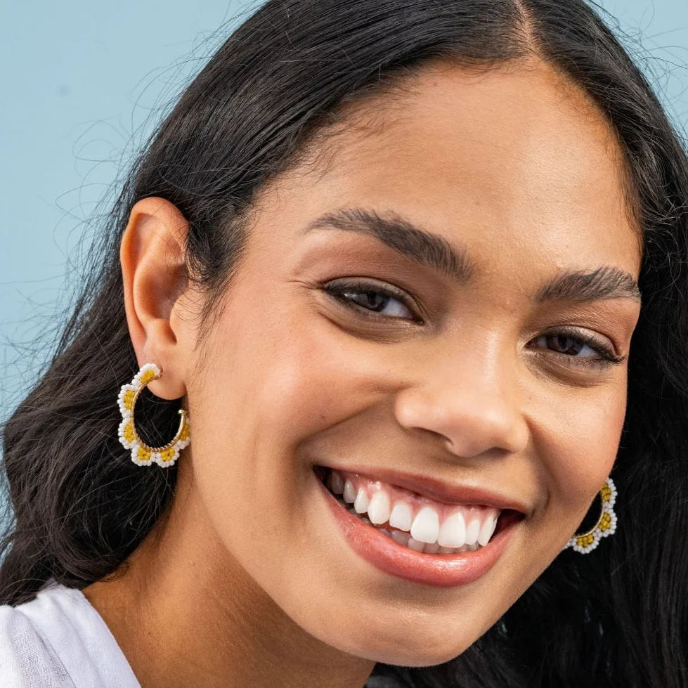 Luna Beaded Scallop Gold Hoop