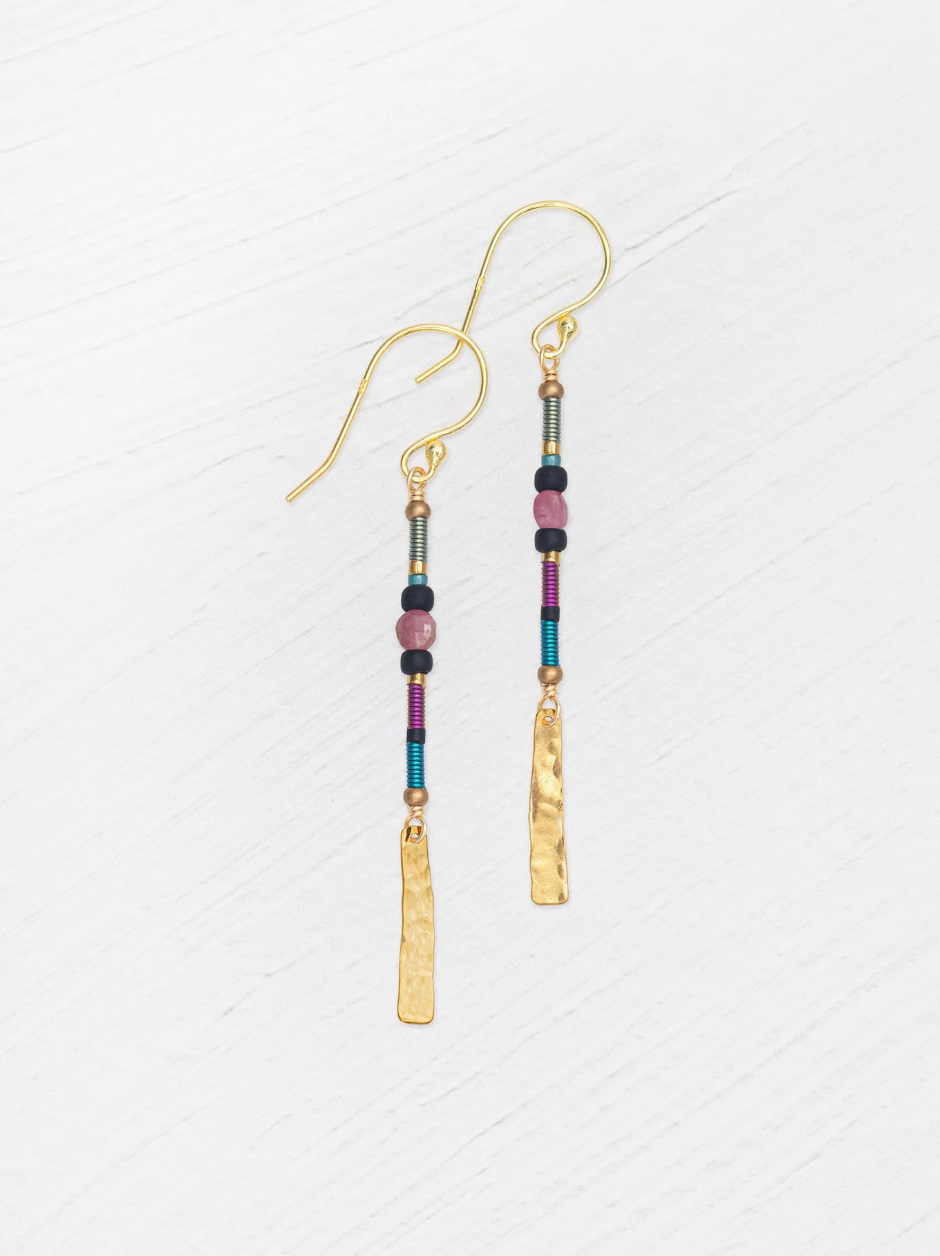 Holly Yashi Dakota Stick Earrings