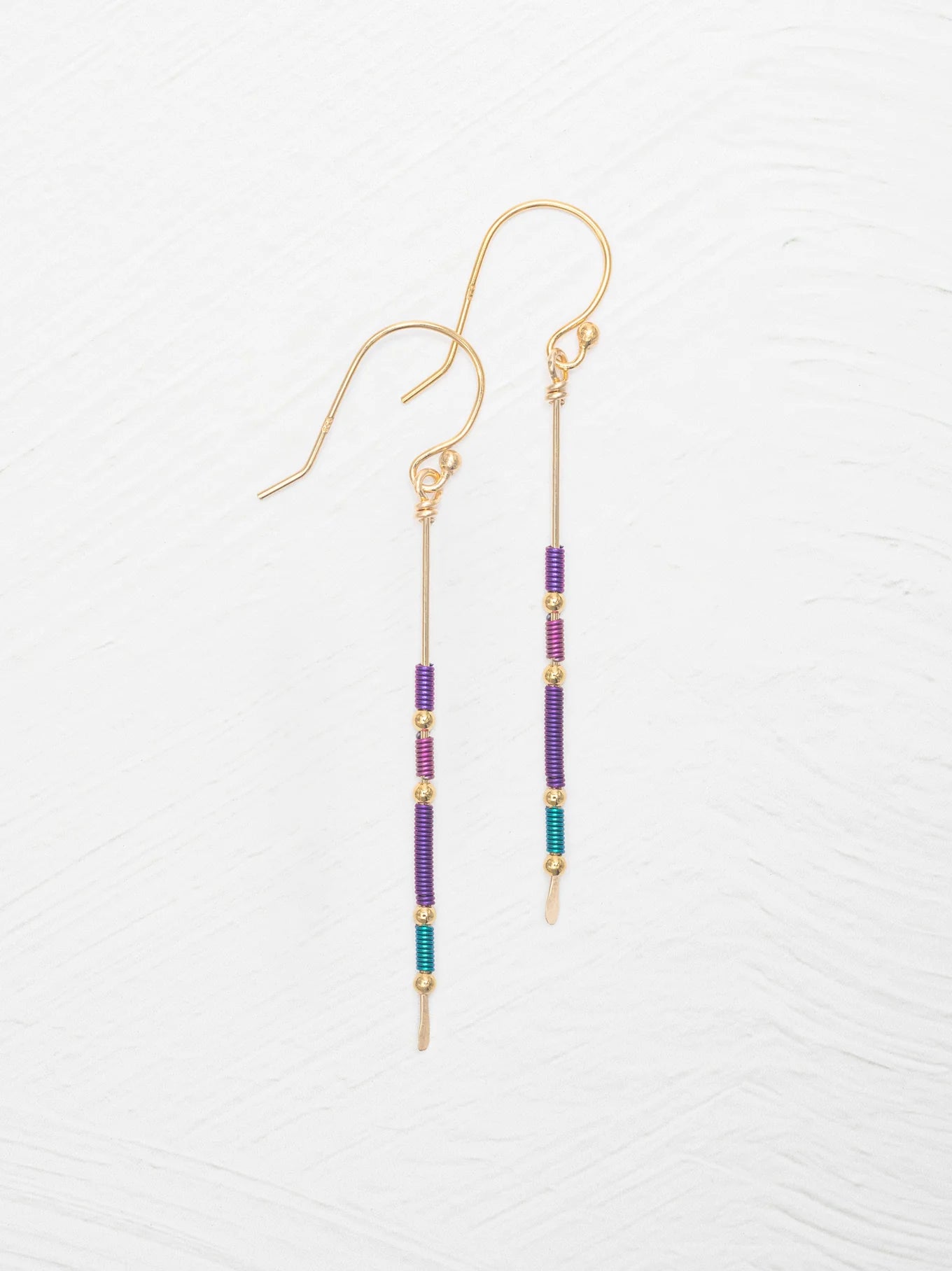 Holly Yashi Sierra Stick Earrings