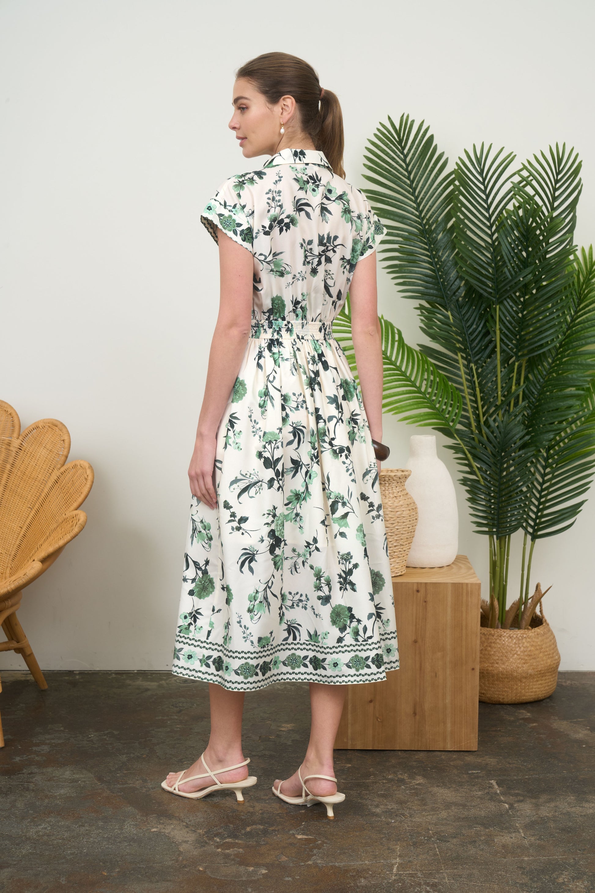 Zoe And Claire Floral Linen Button Up Dress