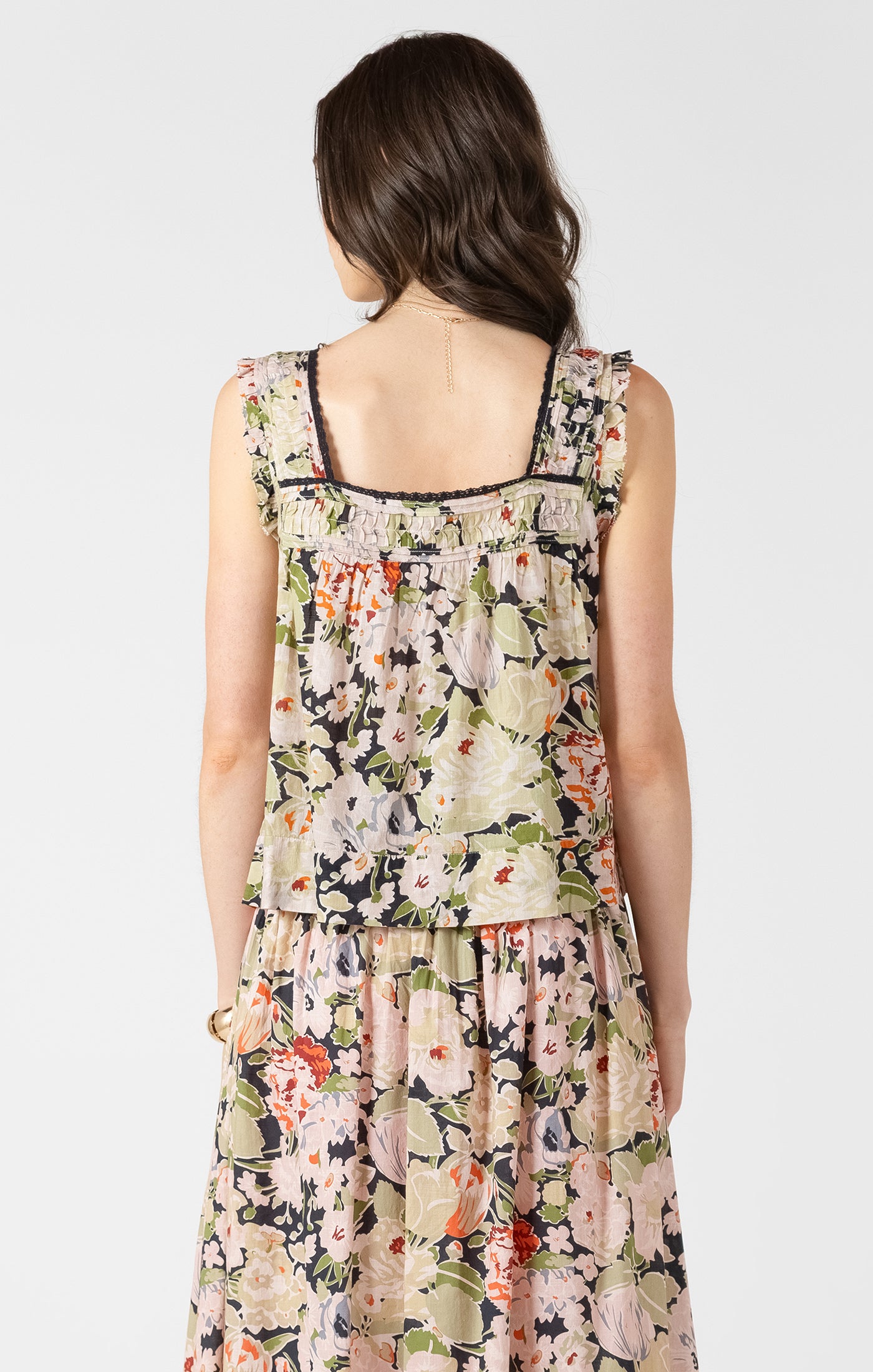 Dex Pintuck Tank