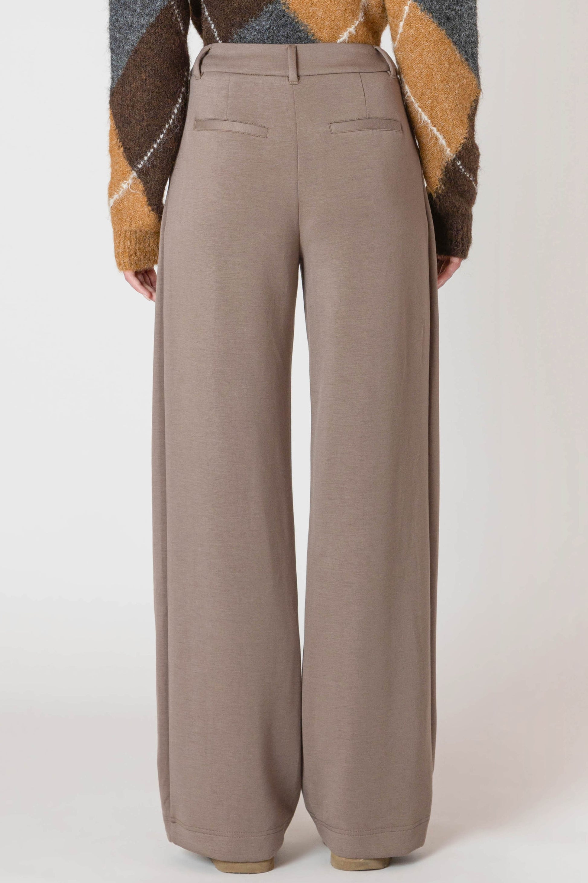 Room 34 Wide Leg Knit Trouser